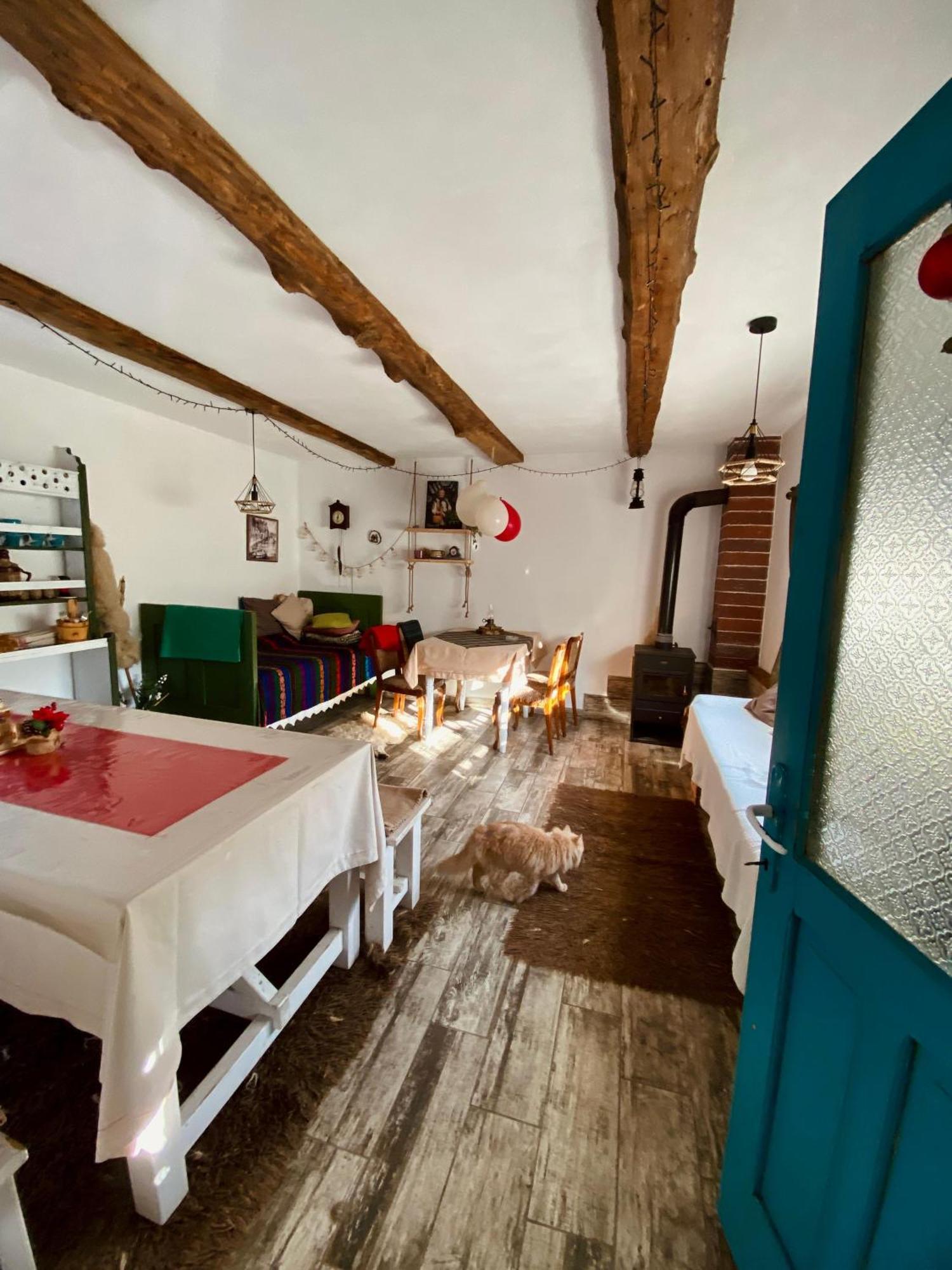 Casa Lucia Hotel Damuc Bagian luar foto
